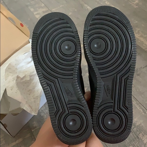 BLACK air force ones BRAND NEW - Picture 3 of 5